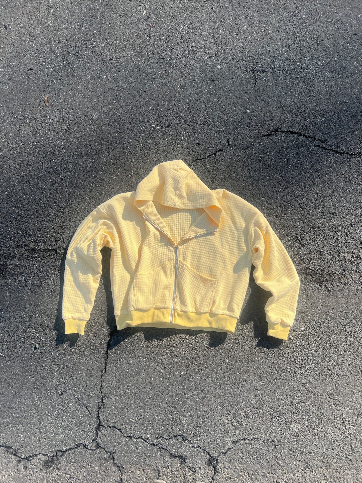 Waffle knit “I STAND ALONE” Piece